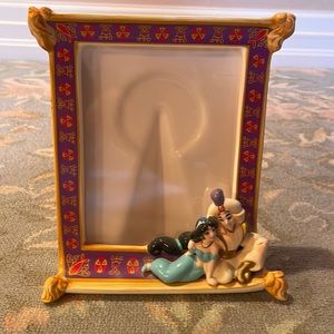 Picture Frame Vintage Schmid Aladdin and Jasmine Figurine